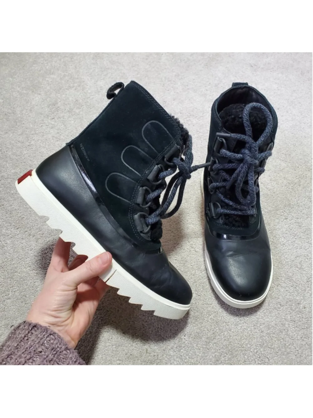 SOREL Joan Of Arctic Next Lite Shearling Snow Boots Black 8.5 Leather Winter